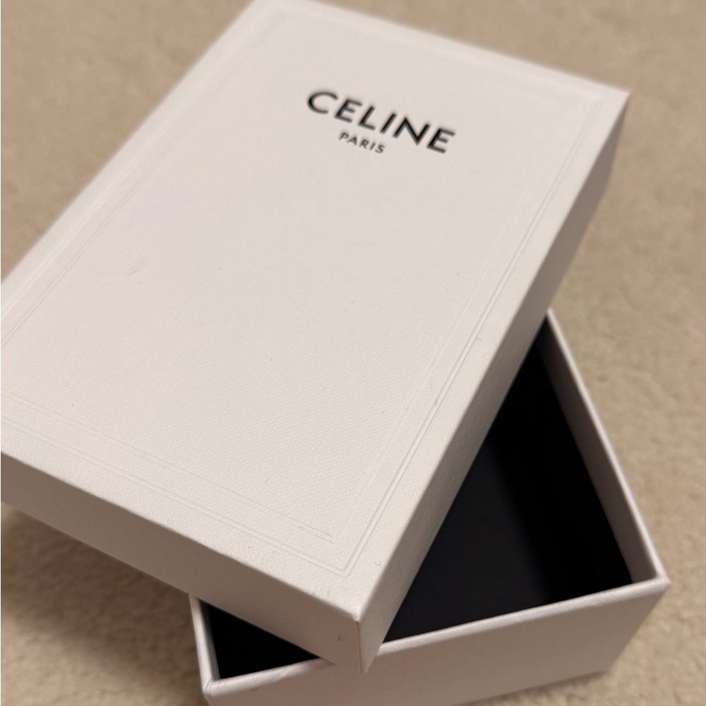 [CELINE] PINK TRIOMPHE WALLET with Gold Accent - Picture 10 of 10